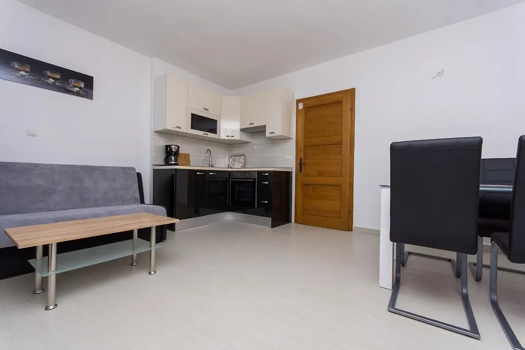 Apartments Bisera Trogir