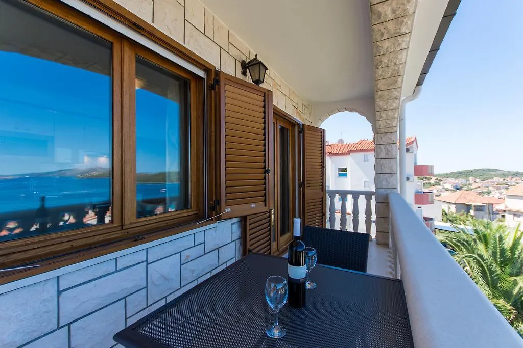 Apartments Bisera Trogir