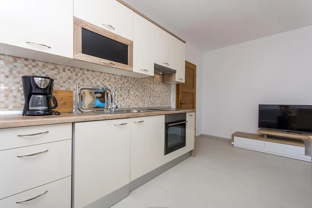 Apartments Bisera Trogir