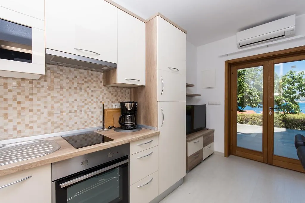 Apartments Bisera Trogir Croatia