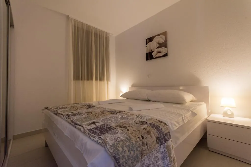Apartments Bisera Trogir